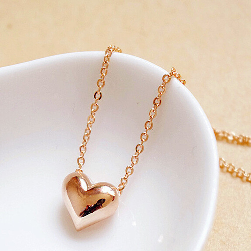 Elegant Lovely Gold Heart Necklace